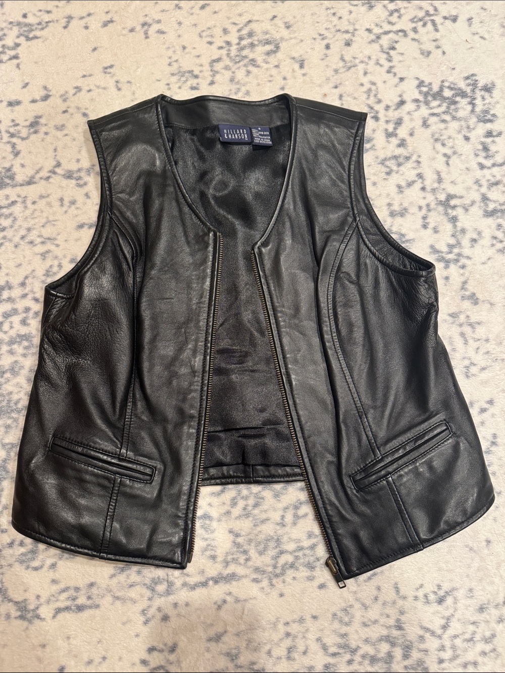 Hillard & Hanson Black Leather Sleeveless Zip Vest